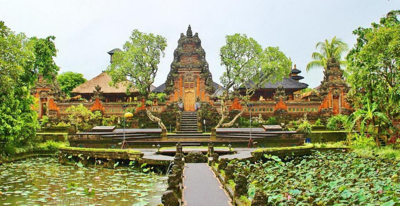 Ubud River Campuhan Villa Buitenkant foto